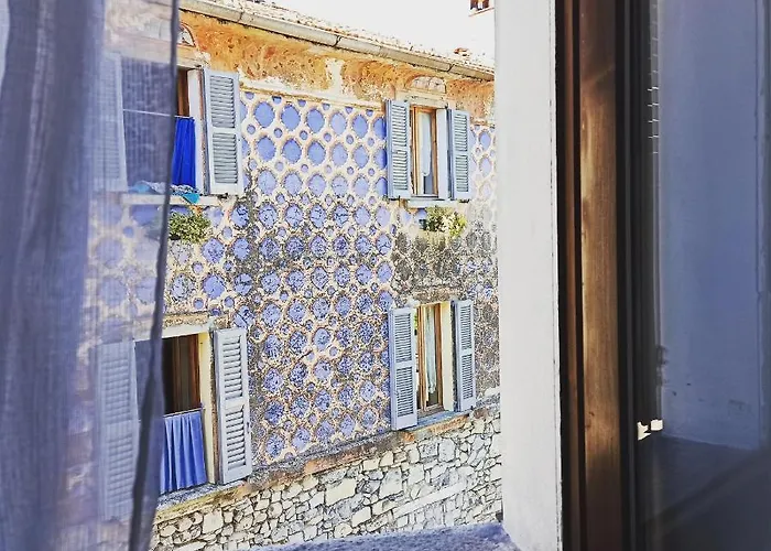 Casa Olmi Castiglione dʼIntelvi