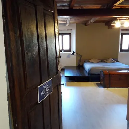 Πανσιόν Casa Olmi Castiglione dʼIntelvi