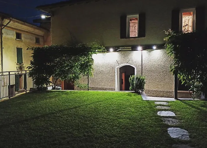 Casa Olmi Castiglione dʼIntelvi