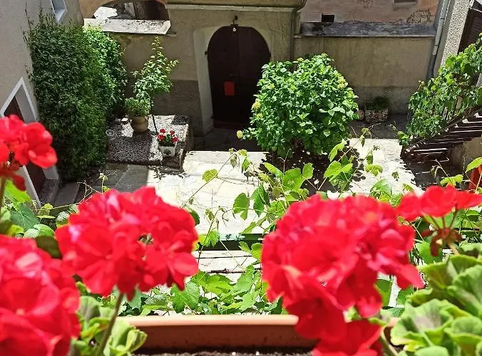 Casa Olmi Gasthuis Castiglione dʼIntelvi